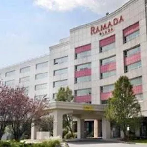 2* Hotel Ramada Plaza Jfk International Airport